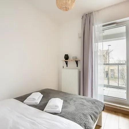 Apartment Wola Homely #88 By Bookinghost *