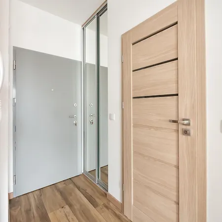 Apartment Wola Homely #88 Warsaw
