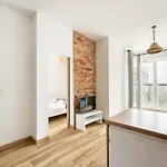 Wola Homely #88 By Bookinghost * Warsaw